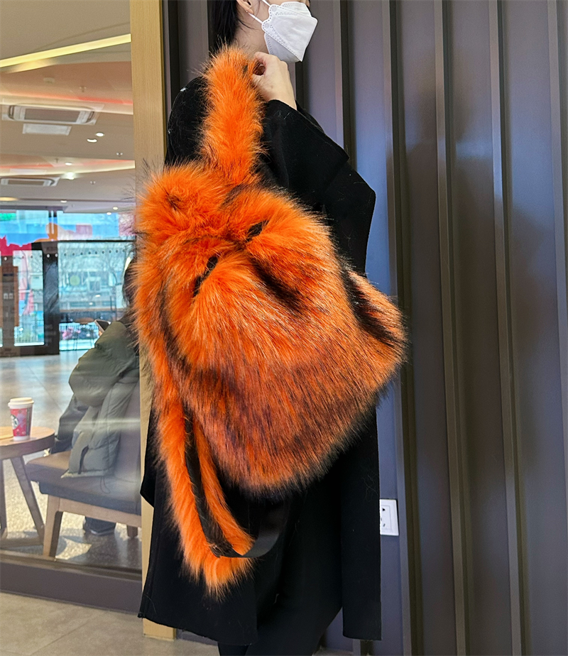 Y2K Faux Fur Leopard Women Bac - Fashion Backpack Women のレビューと価格