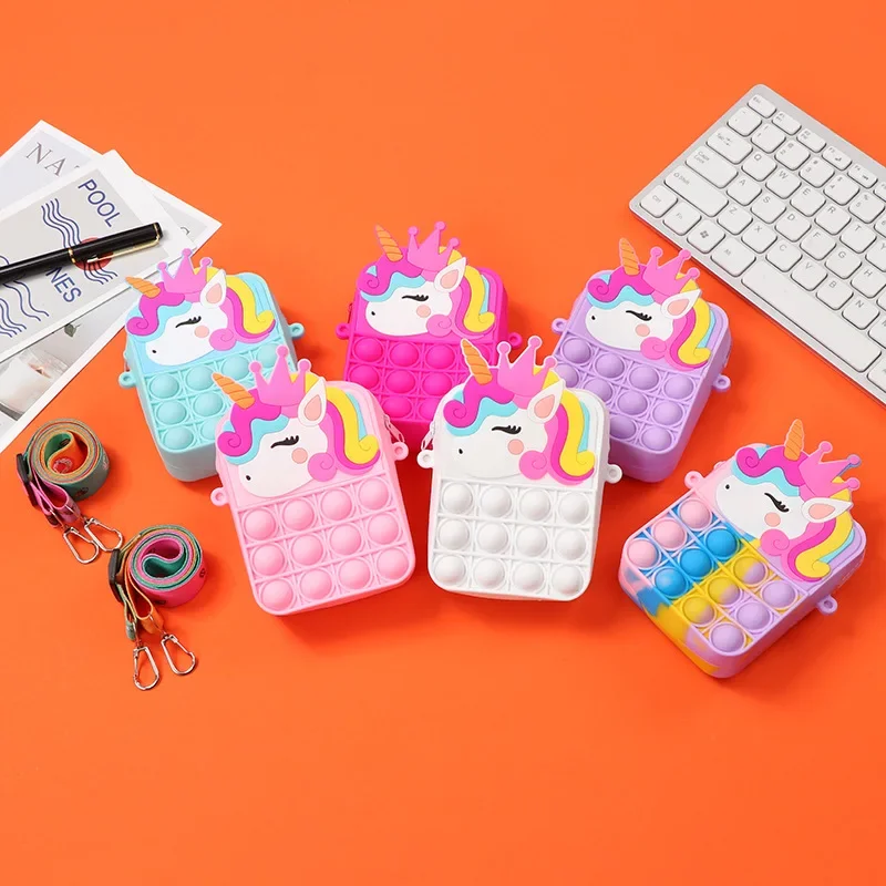Magical Color-Changing Unicorn - Mini Backpack Purse のレビューと価格