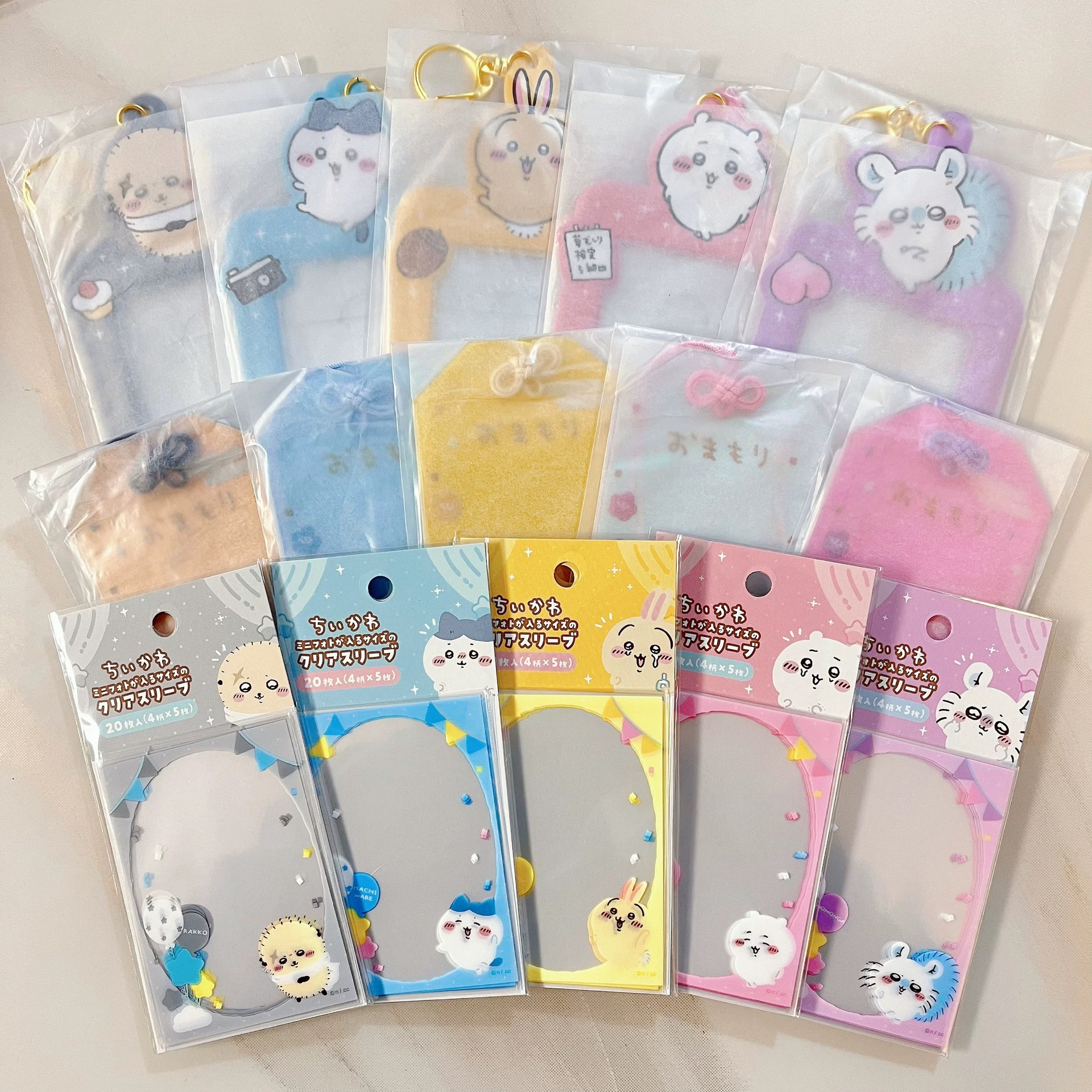 yiji Usagi Hachiware Momonga C - Mini Backpack Purse のレビューと価格